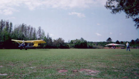 [TUG + GLIDER]